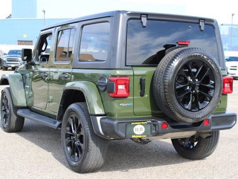 Used 2021 Jeep Wrangler Unlimited Sahara image 3