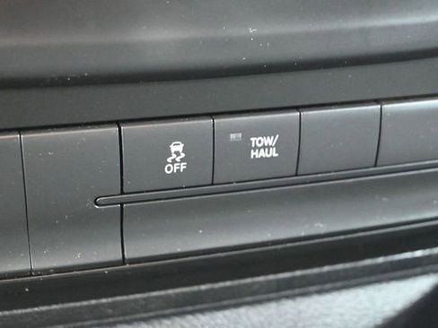 Used 2018 RAM 1500 Express AWD/4WD image 26