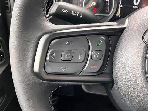 Used 2025 Jeep Wrangler Unlimited Rubicon w/ XTREMEE 35" Tire Package image 18