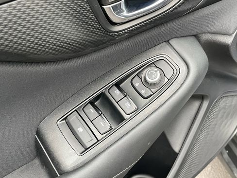 Used 2025 Subaru Outback Premium w/ Popular Package #1A image 14