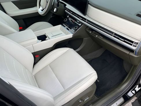 Used 2025 Hyundai Santa Fe Calligraphy image 31