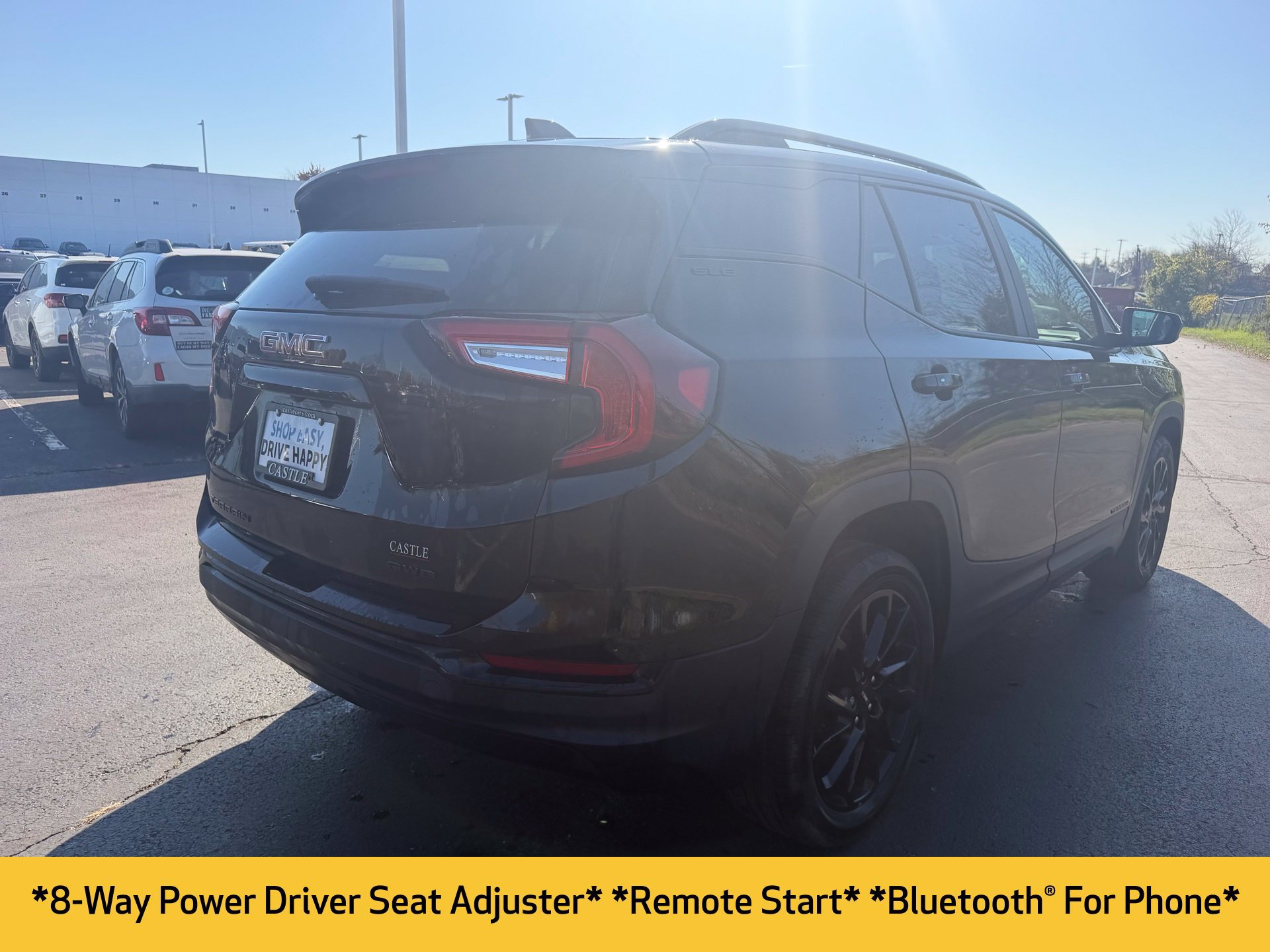 Used 2024 GMC Terrain SLE w/ Driver Convenience Package AWD/4WD image 8