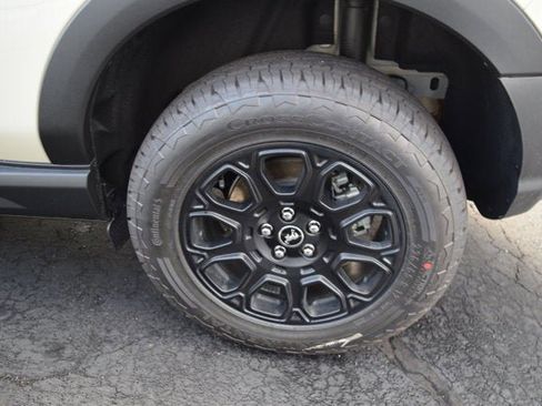 New 2025 Ford Bronco Sport Badlands image 4