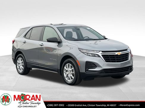 Certified 2024 Chevrolet Equinox LS w/ LS Convenience Package image 9