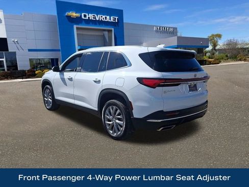 Used 2025 Buick Enclave Preferred image 27