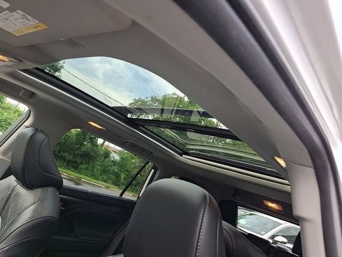 Used 2024 Toyota Highlander Platinum AWD/4WD image 16