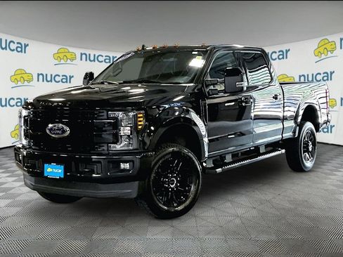 Used 2019 Ford F250 Lariat w/ Lariat Ultimate Package AWD/4WD image 3