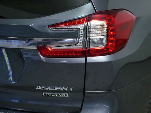 Used 2025 Subaru Ascent Touring w/ Popular Package #2 image 17