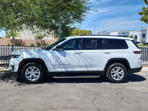 Used 2024 Jeep Grand Cherokee L Limited RWD image 5