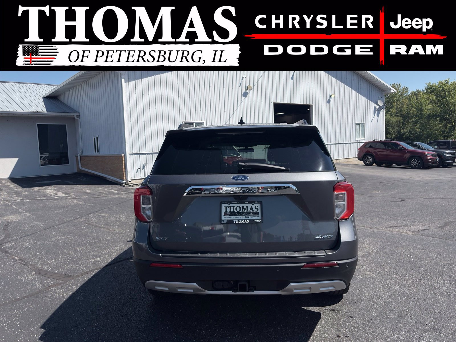 Used 2022 Ford Explorer XLT w/ Equipment Group 202A AWD/4WD image 9