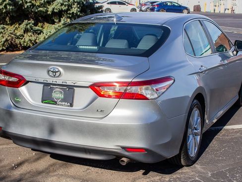 Used 2019 Toyota Camry LE image 9