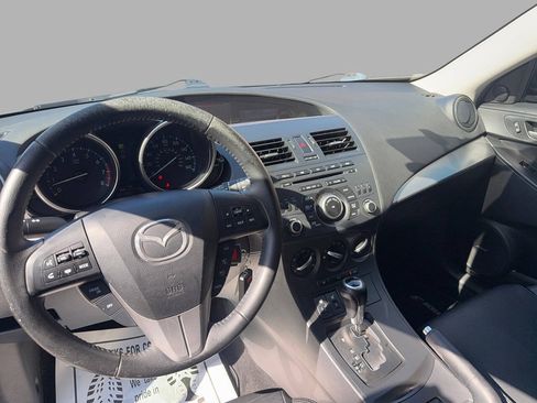 Used 2012 MAZDA MAZDA3 i Grand Touring w/ Tech Pkg FWD image 17