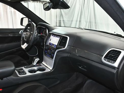 Used 2018 Jeep Grand Cherokee SRT w/ Trailer Tow Group IV AWD/4WD image 61