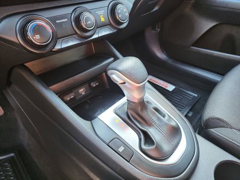 Used 2022 Kia Forte LXS image 24