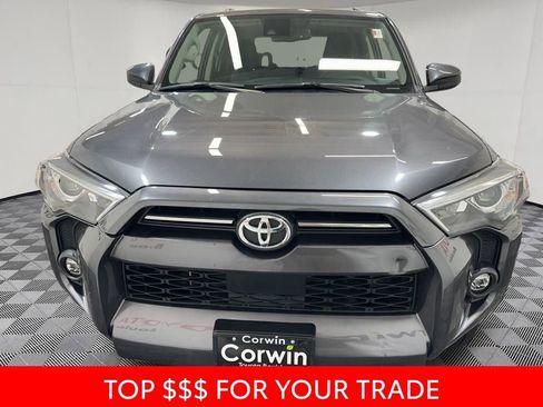 Used 2023 Toyota 4Runner SR5 AWD/4WD image 2