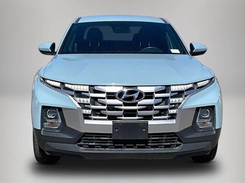 Used 2022 Hyundai Santa Cruz SE FWD image 2