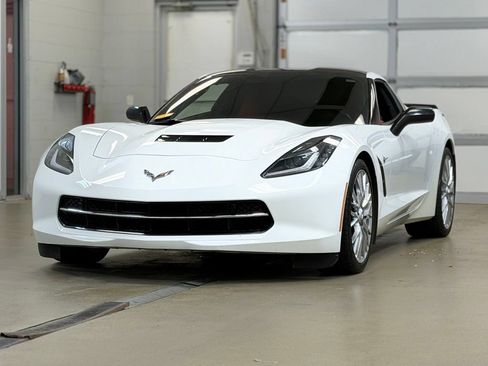 Used 2016 Chevrolet Corvette Stingray Coupe w/ 2LT Preferred Equipment Group RWD image 3