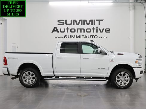 Used 2022 RAM 2500 Laramie AWD/4WD image 1