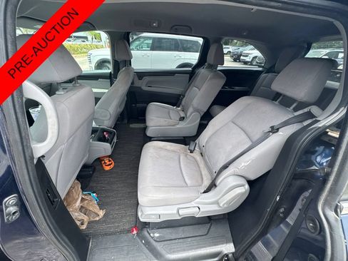 Used 2018 Honda Odyssey LX image 15
