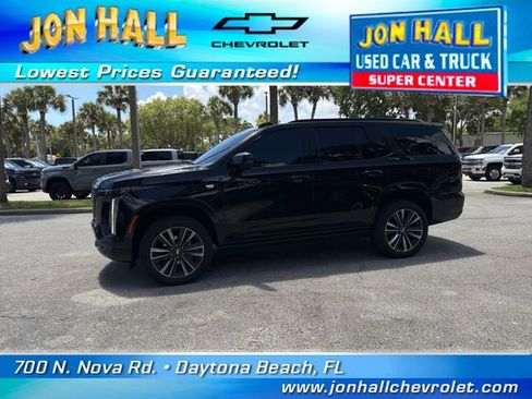 Used 2026 Cadillac Escalade Sport AWD/4WD image 4