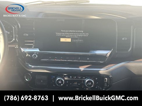 New 2025 GMC Sierra 1500 SLT w/ SLT Convenience Package image 17