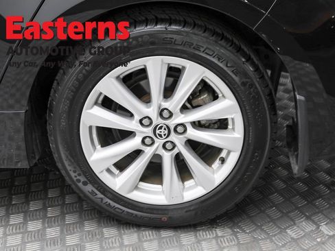 Used 2023 Toyota Corolla LE w/ LE Convenience Package image 8