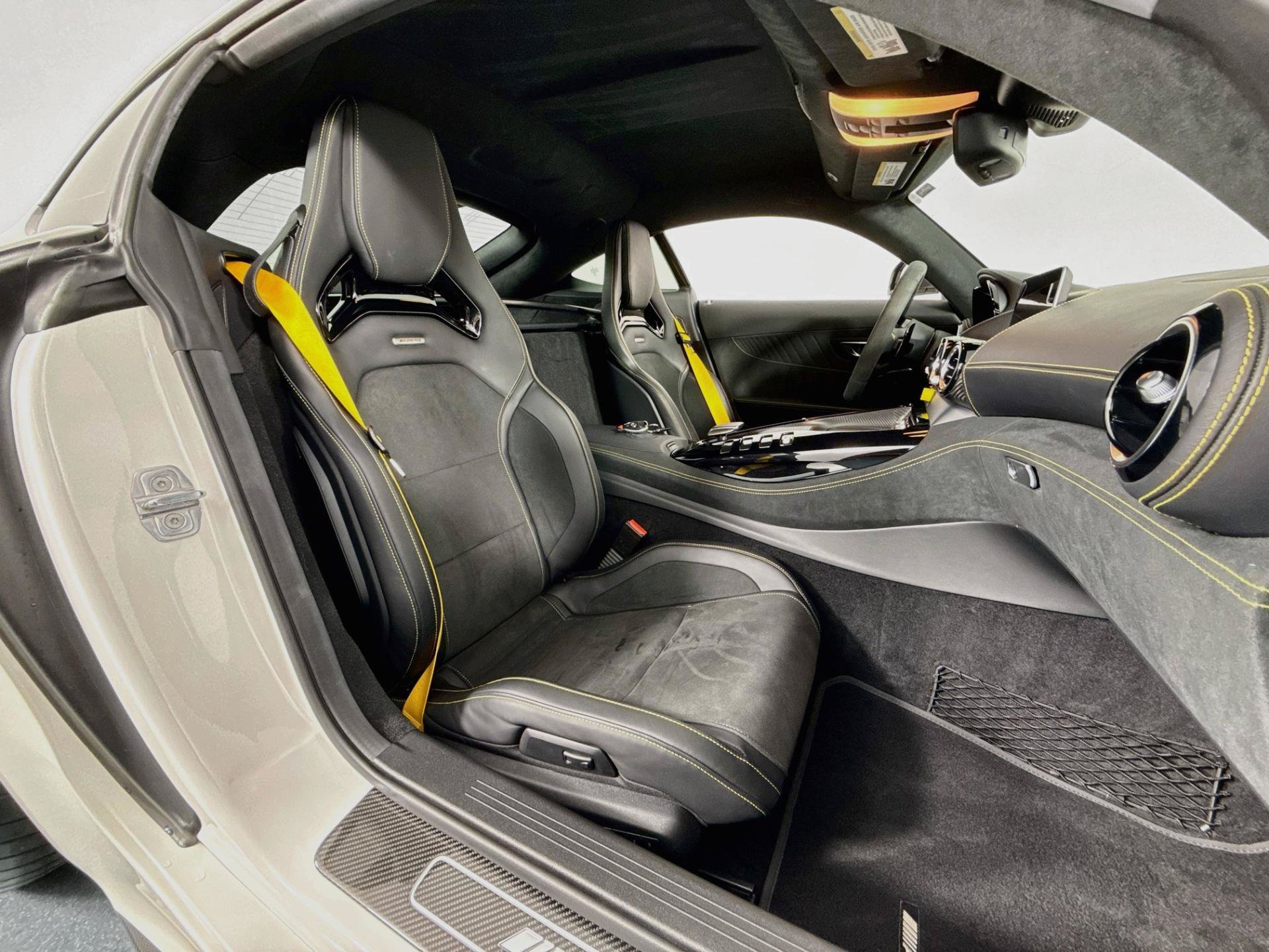 Used 2020 Mercedes-Benz AMG GT R image 27