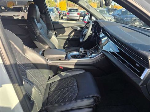 Used 2025 Audi SQ7 Premium Plus image 11