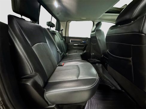 Used 2018 RAM 2500 Laramie w/ Snow Chief Group image 32