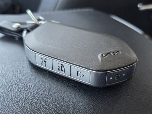 Certified 2025 Kia Telluride S image 43