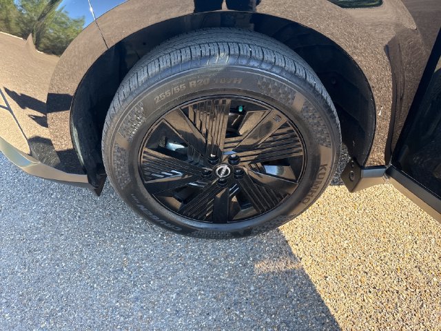Certified 2025 Nissan Murano SV w/ Cargo Package AWD/4WD image 11