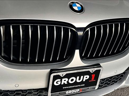 Used 2019 BMW 740i w/ M Sport Package image 29
