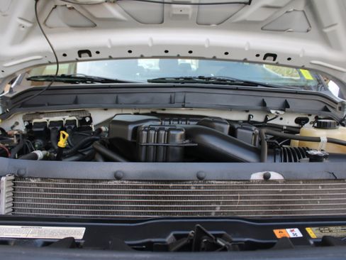 Used 2016 Ford F250 XL w/ Power Equipment Group image 36