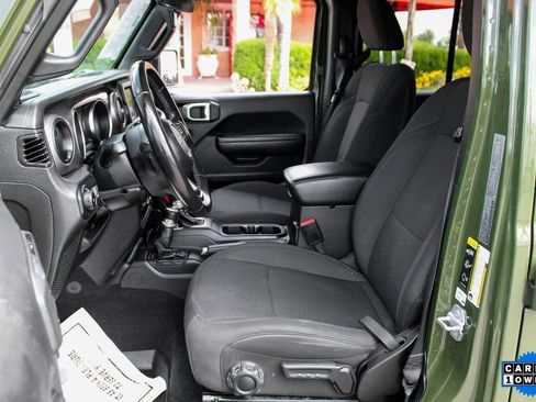 Used 2022 Jeep Wrangler Unlimited Sport image 15