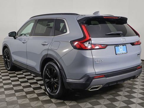 Used 2024 Honda CR-V Sport Touring image 11