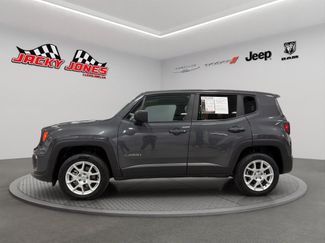 Used 2023 Jeep Renegade Latitude AWD/4WD video 2
