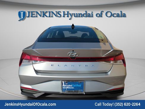 Certified 2023 Hyundai Elantra SEL image 4
