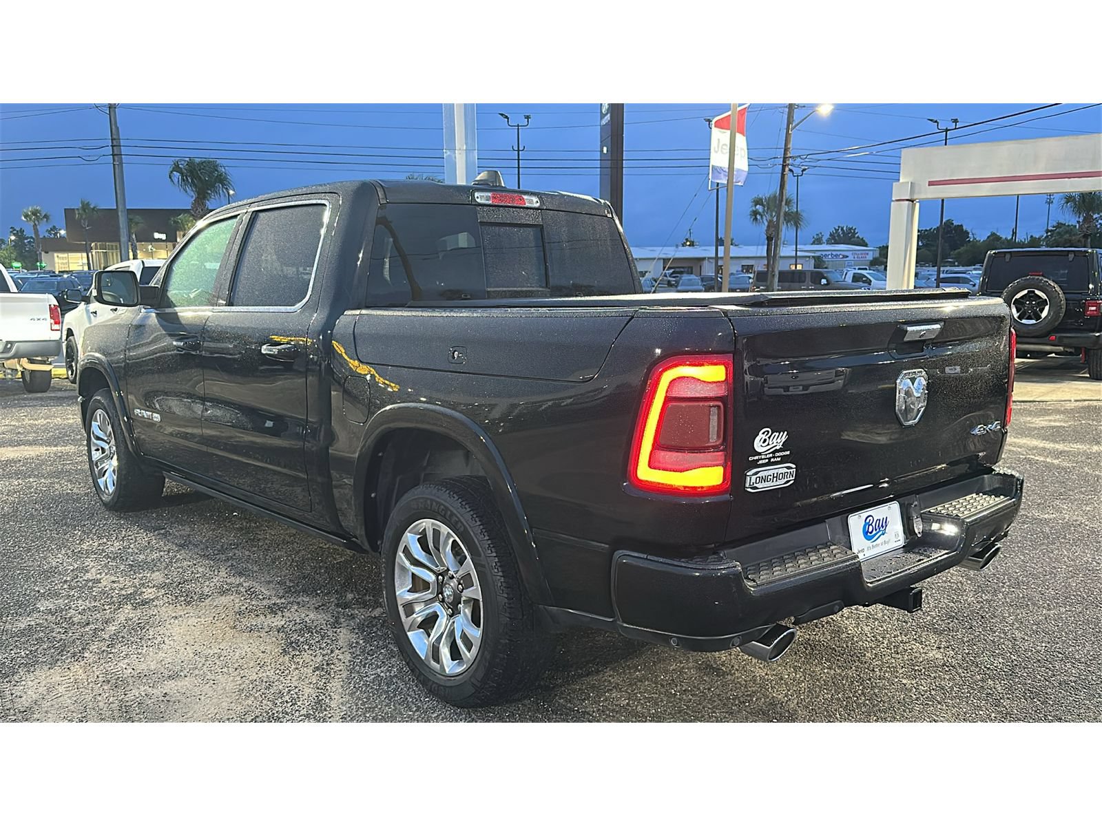 Used 2021 RAM 1500 Limited AWD/4WD image 4