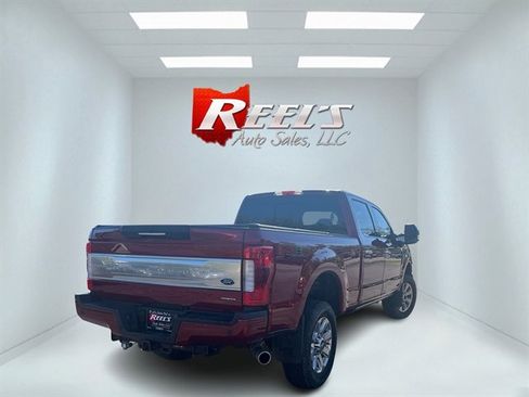 Used 2017 Ford F250 Platinum w/ Platinum Ultimate Package AWD/4WD image 7