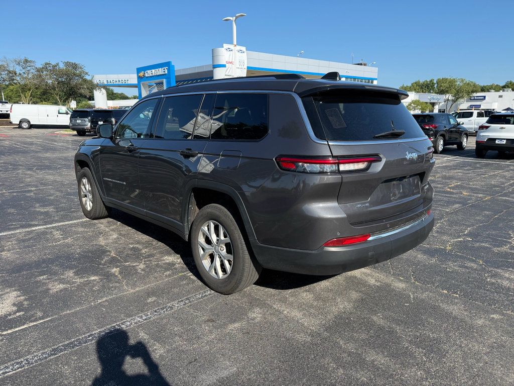 Used 2023 Jeep Grand Cherokee L Limited AWD/4WD image 7