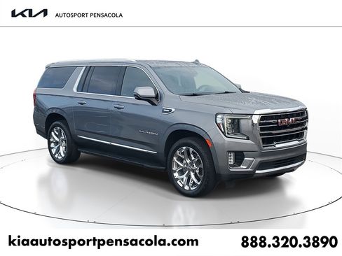 Used 2021 GMC Yukon XL SLT w/ SLT Premium Package image 1