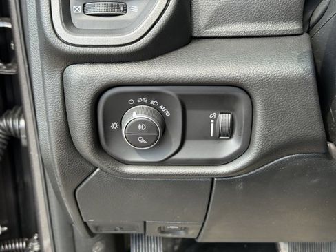 New 2026 RAM 2500 Tradesman w/ Chrome Appearance Group image 18