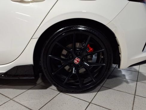 Certified 2024 Honda Civic Type R image 7