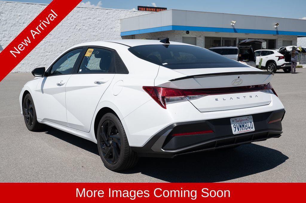 Used 2026 Hyundai Elantra Sport FWD image 6