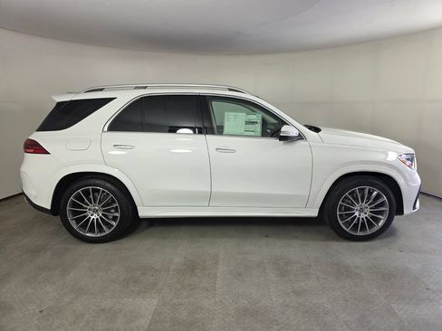 New 2026 Mercedes-Benz GLE 450 4MATIC image 3