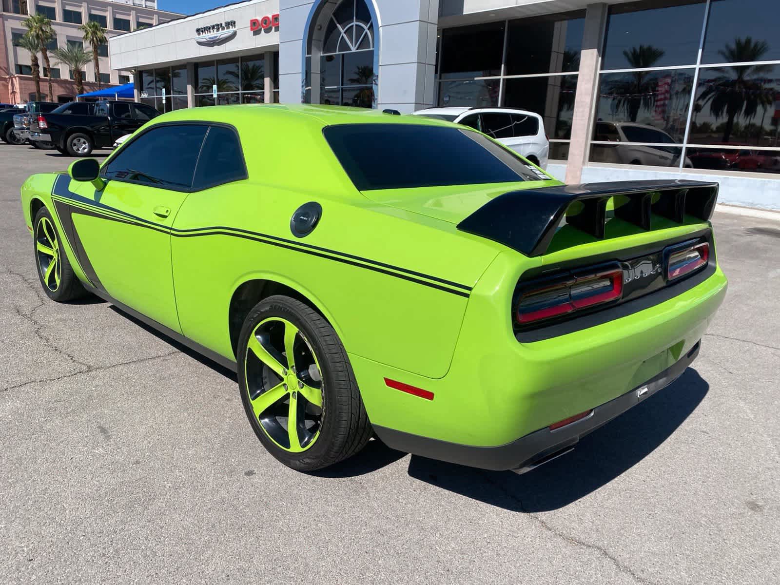 Used 2015 Dodge Challenger R/T w/ Quick Order Package 28B R/T RWD image 7