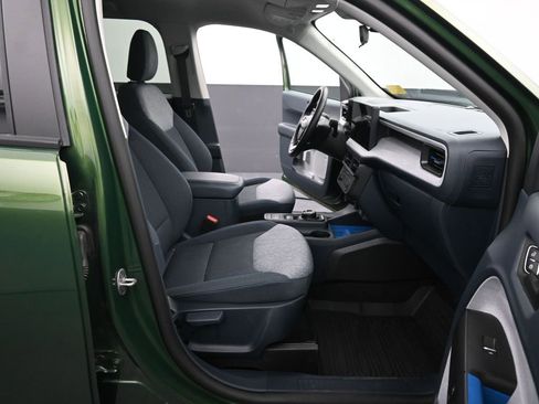 Used 2025 Ford Maverick XLT w/ XLT Luxury Package image 50