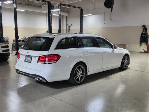 Used 2016 Mercedes-Benz E 350 4MATIC Wagon image 7