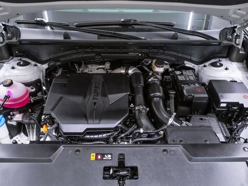 Certified 2026 Hyundai Santa Fe SEL FWD image 32