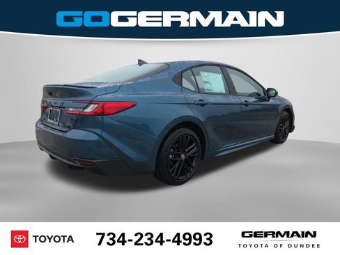 New 2026 Toyota Camry SE image 8